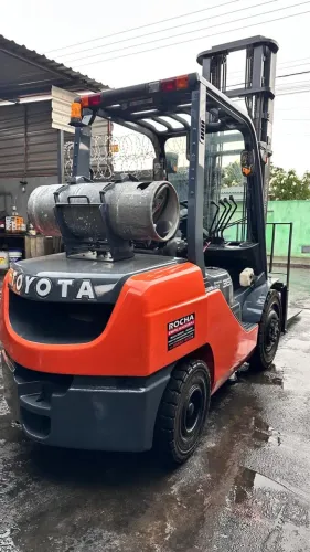 Empilhadeira Toyota 3500kg ano 2020