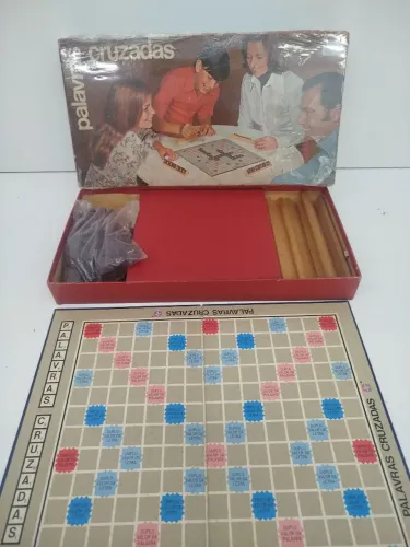 Antigo jogo palavra cruzadas da estrela anos 80