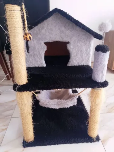 Vende-se Casinha de Gato