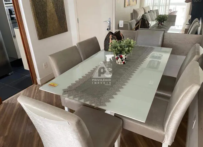 Porteira Fechada | 2 Quartos com Suíte e Closet | Varanda Gourmet | Andar Alto