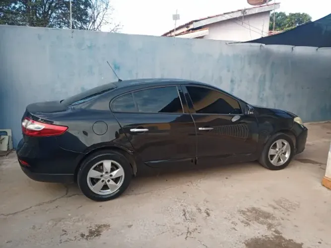 Renault Fluence Sed. Dynamique 2.0 16V Flex Aut. 2013