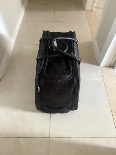 Mala de mão com Rodas M