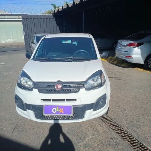 Fiat Uno Attractive 1.0 EVO Fire Flex 8V 5P 2021