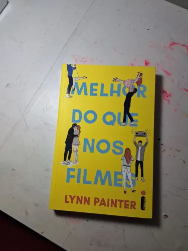 Livro seminovo em perfeito estado de preservação