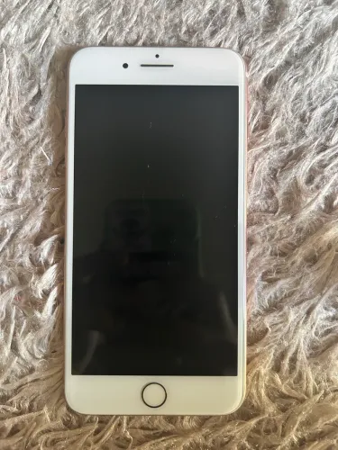 iPhone 8plus gold rose