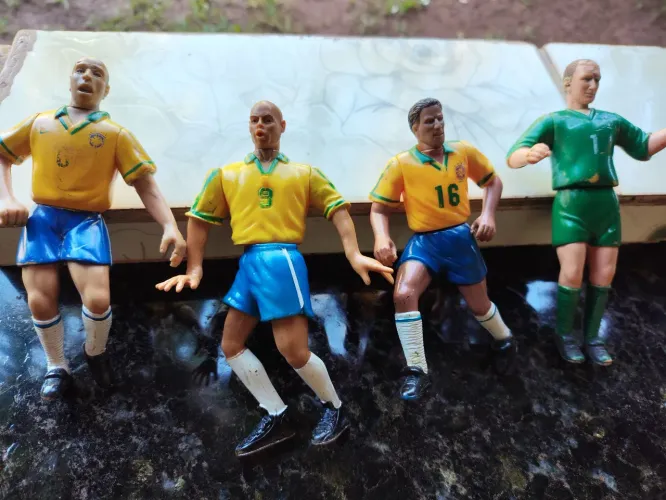 Bonecos seleção brasileira