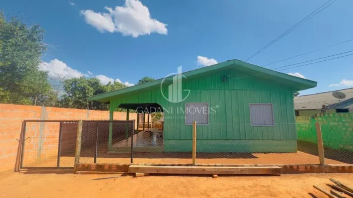 DUAS CASAS À VENDA POR R$ 370.000,00 NO BAIRRO NOVO JARDIM EM SINOP/MT - GADANI IMOVEIS