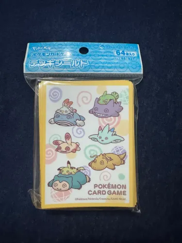 Sleeves / Protetores de Cartas Pokémon Center Originais do Japão - Design Exclusivo