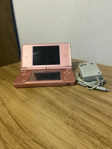 Nintendo dsi xl 