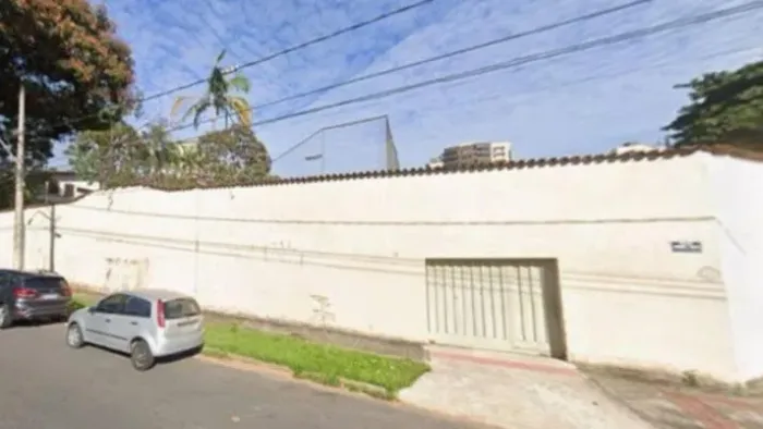 Leilão - Terreno - De R$1.800.000,00 Por R$900.000,00