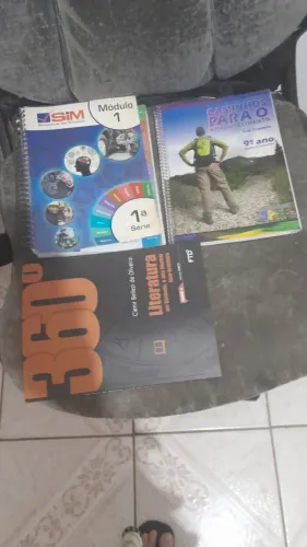 Vendo varios livros escolares