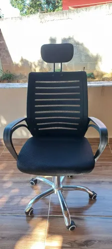 VENDE-SE CADEIRA DE ESCRITORIO PRESIDENTE