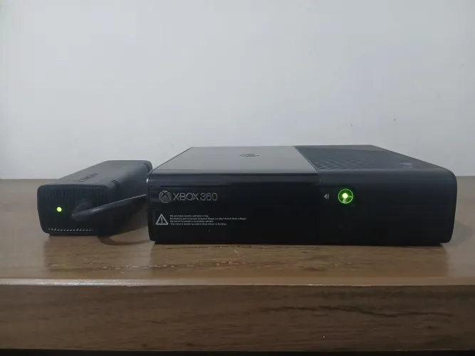 Xbox 360 Super Slim
