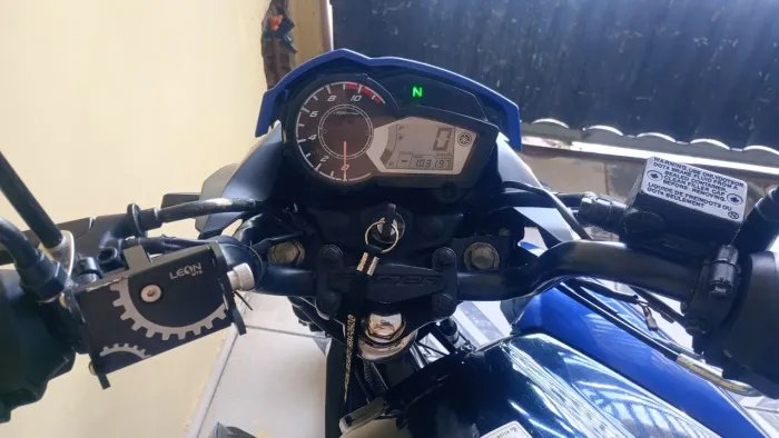 vendo está linda moto fazer 150 abaixo da Fipe no valor 10.800