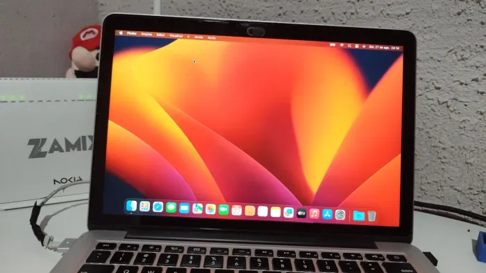 MacBook