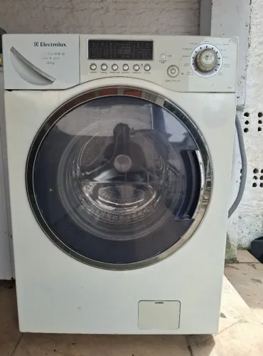 Lava e seca electrolux lse09 127v