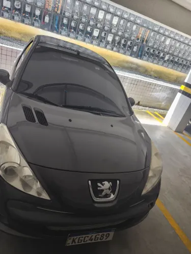 Peugeot 207 XR 1.4 Flex 8V 5P 2011