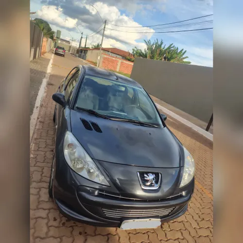 Peugeot 207 XR 1.4 Flex 8V 5P 2012