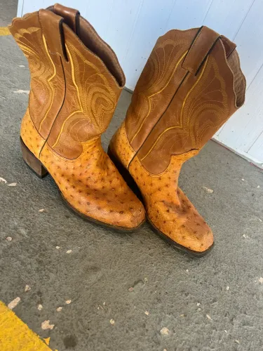 Bota masculina 