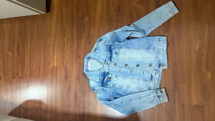 jaqueta jeans feminina tamanho P marca D Prover