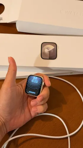 Apple Watch Series 9 41mm GPS - bateria 100% - seminovo