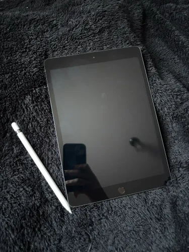 iPad 8 32gb WiFi SpaceGray + Apple pencil 1ª geração