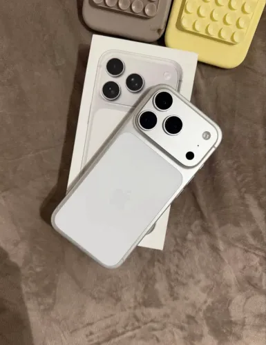 IPhone 17 pro silver 256gb