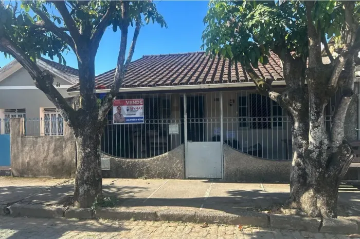 Casa no Centro de Guaçuí  Próxima ao Tiro de Guerra