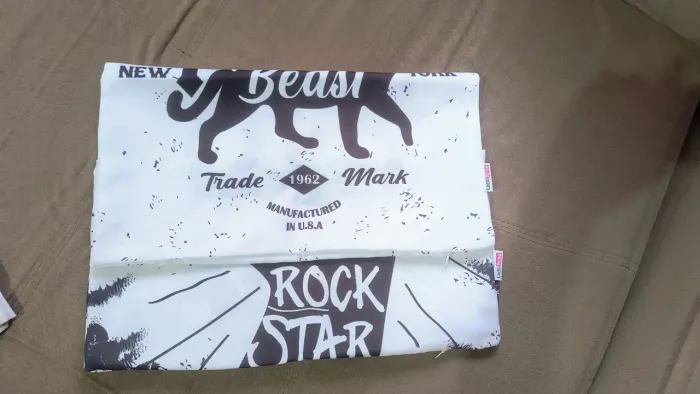 Kit Capas de Almofadas Rock