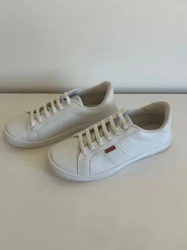 Vendo Tênis Cami Monocolor Branco Anacapri
