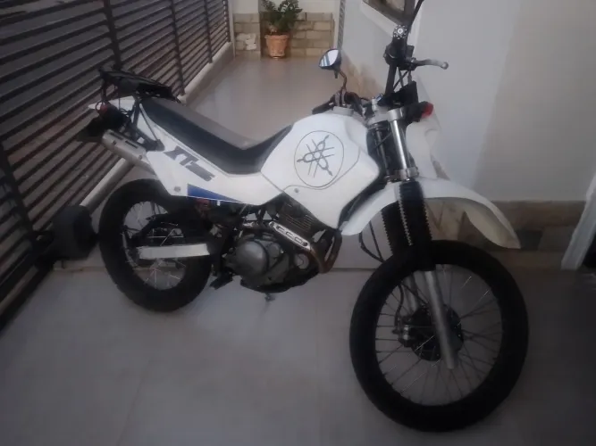 Vende se xt 225