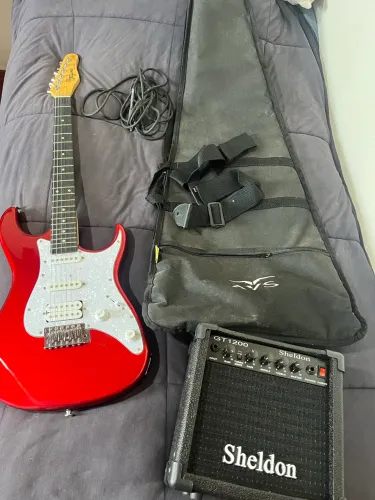 guitarra tagima, amplificador e cabo