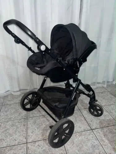 Carrinho de bebê