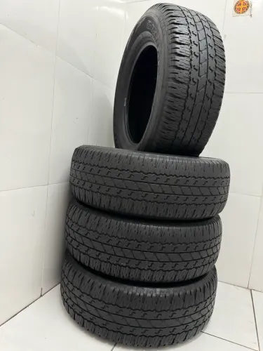 Par de pneus 265/65R17 Bridgestone