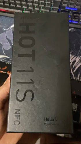 Celular novo na caixa