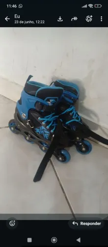 Vendo patins usado somente uma única vez