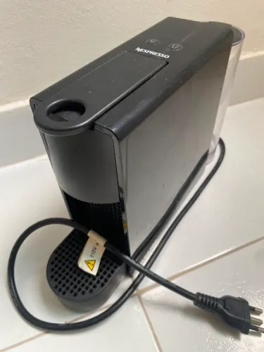 Kit Nespresso Mini + Aero + Trasformador