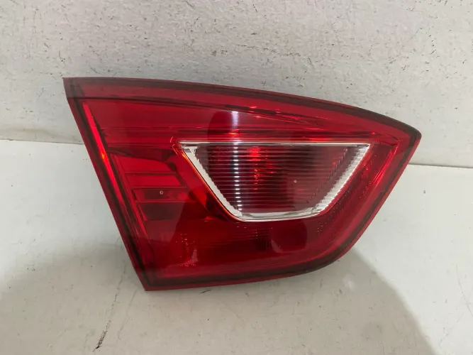 Lanterna Traseira Cruze Sedan 2018 2019 2020 21 22 (Tampa Lado Esquerdo)