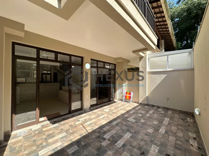 Apartamento Duplex frente mar com varanda e lazer na Enseada, Guarujá