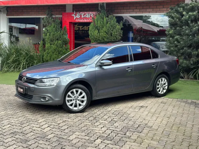 Volkswagen Jetta Comfortline 2.0 T.flex 8V 4P Tipt. 2012