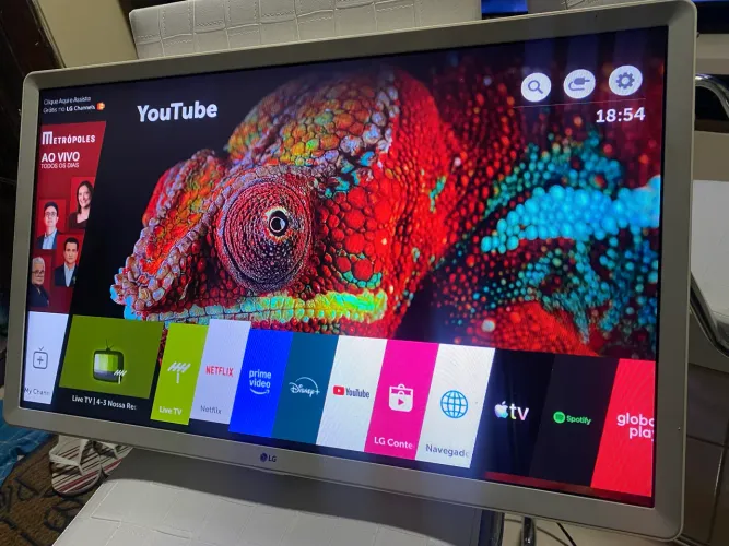 TV LG Smart 32 Branca Perfeita. ACEITO CARTÕES 