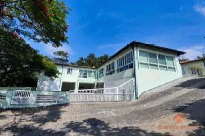 Chácara à venda, 5381 m² por R$ 3.600.000,00 - Parque Vila Rica - Santana de Parnaíba/SP