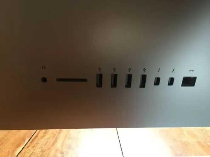 iMac (21.5-inch, Late 2012)