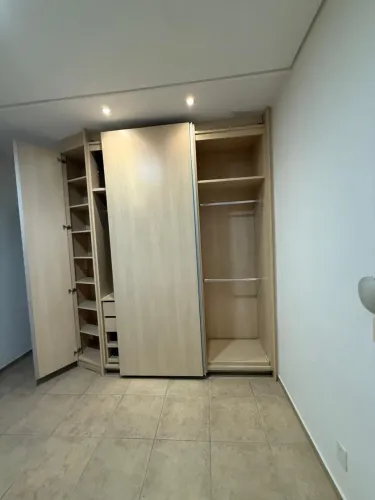 Guarda-roupa planejado em MDF - Excelente estado