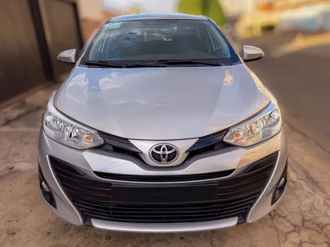 Toyota Yaris XL Sedan 1.5 Flex 16V 4P Aut. 2019