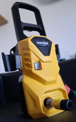 Lavadora de Alta Pressão Vonder LAV 1350 - Completa - R$ 300