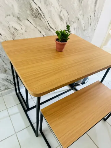 Mesa de Jantar Industrial com 2 Bancos Madeira e Ferro