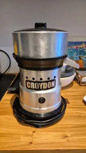 Espremedor de laranja Croydon