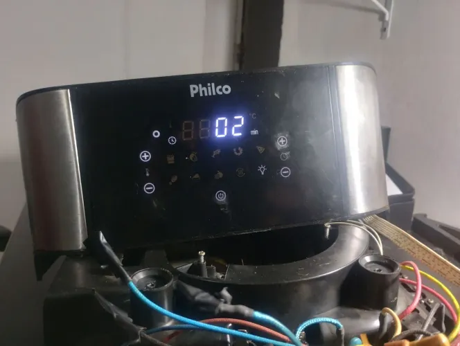 Vendo placa potência e intevace 220 v erfrair fhilco