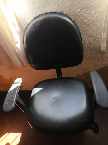 Caidera Giratória Ótimo estado